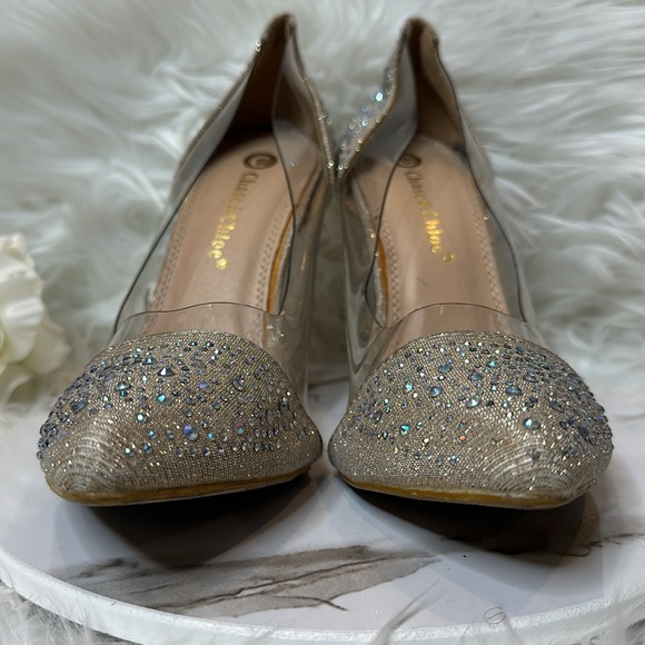 GUC Chase & Chloe Janie Gold Rhinestone See-Through Closed Toe Heels, 10M - Picture 4 of 14